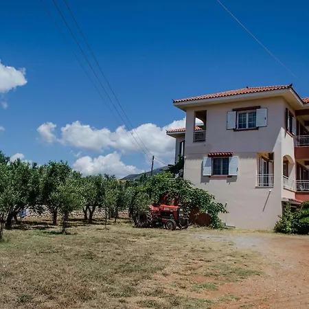 Apartment Lakis