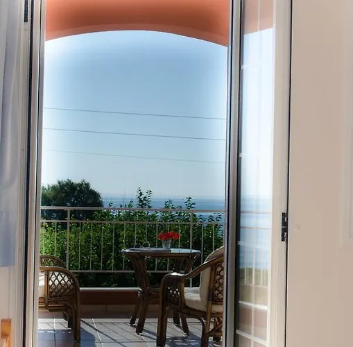 Apartament Lakis Monemvasía